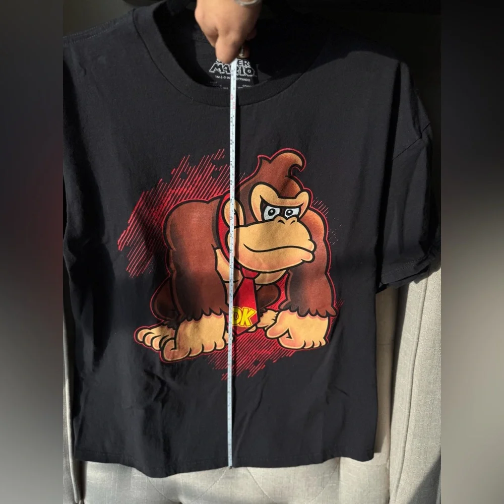 2010 Donkey Kong Super Mario Brothers Nintendo Men's
Large T-Shirt Epic Universe - Picture 3 of 5